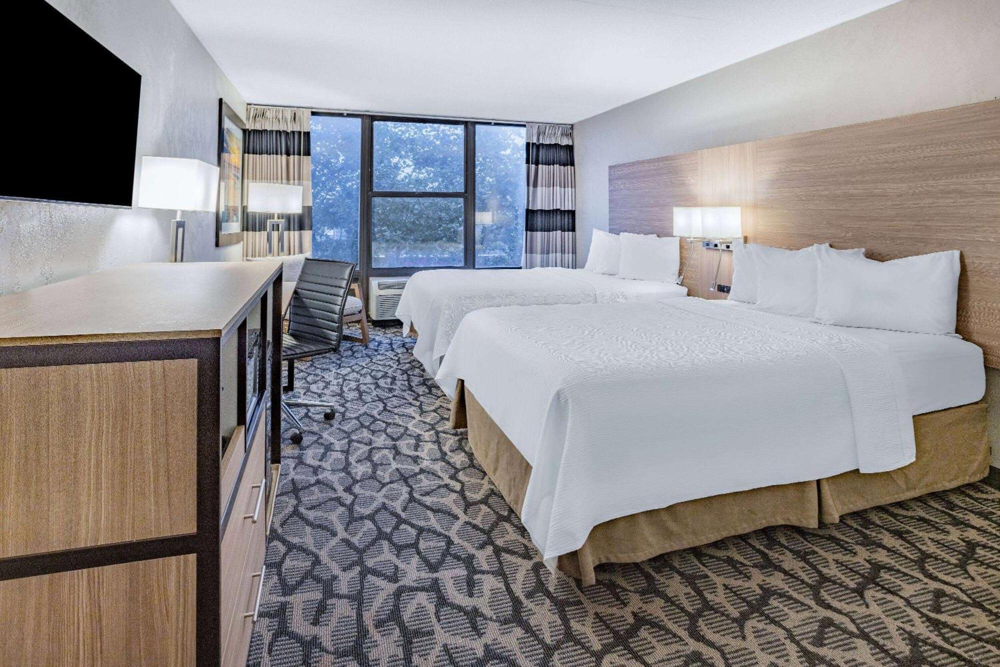 Ramada By Wyndham West Atlantic City Egg Harbor Township Exterior foto